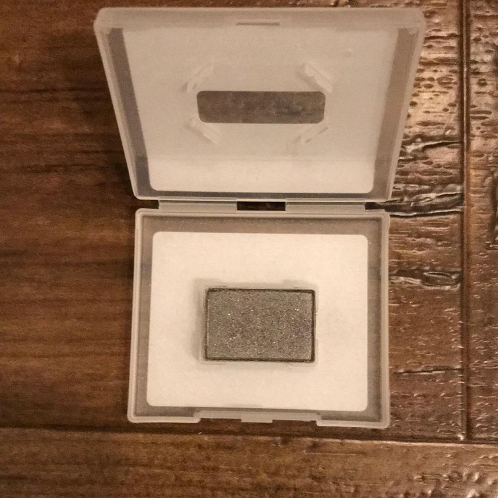 Mary kay eye shadow